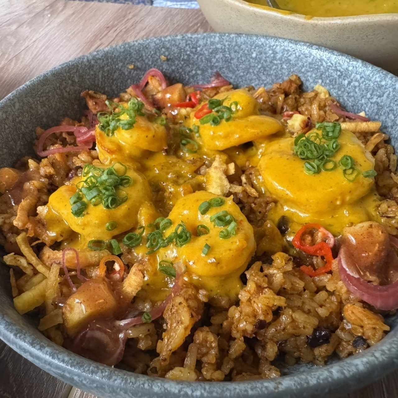 Porciones Grandes - One Pot Colonense