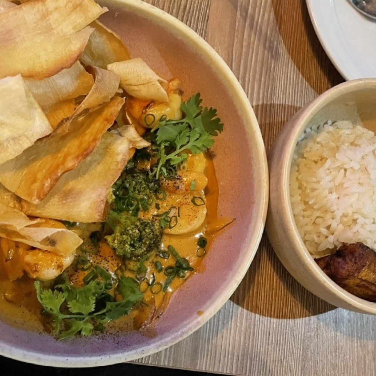 Camarones con Coco y Curry rojo