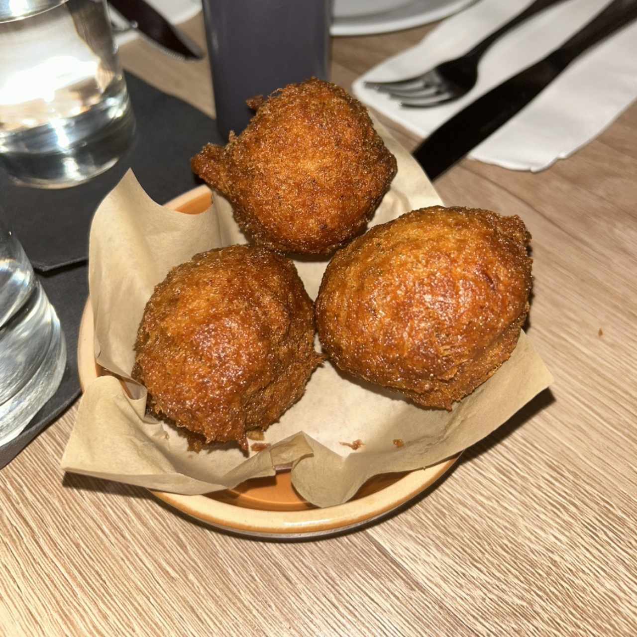Porciones Pequeñas - Torrejitas de Bacalao