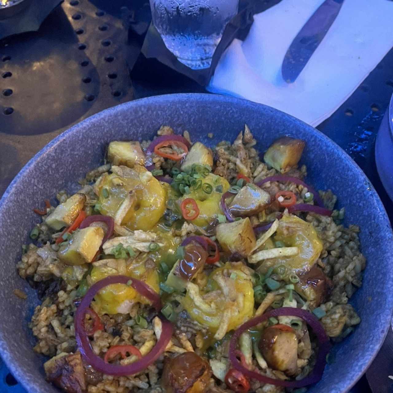 Porciones Grandes - One Pot Colonense