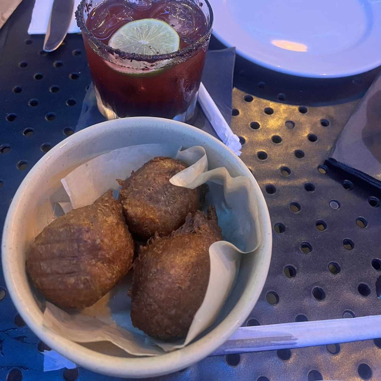 Porciones Pequeñas - Torrejitas de Bacalao