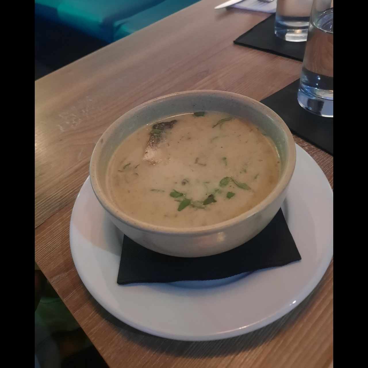 Porciones Pequeñas - Sopa de Pescado