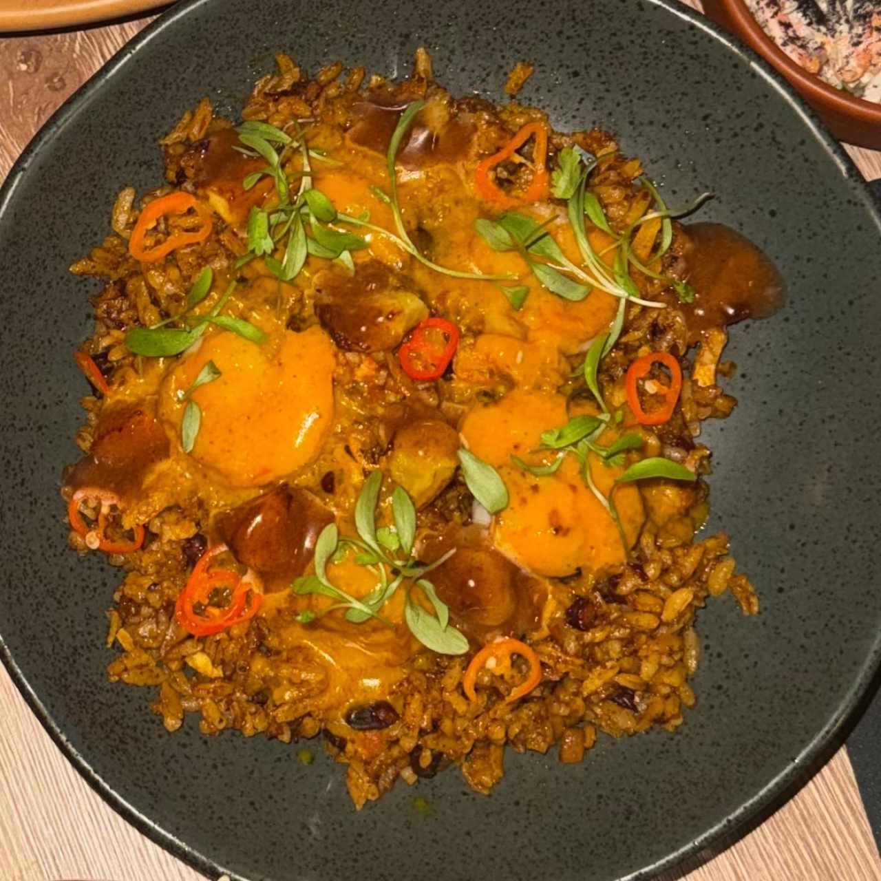Porciones Grandes - One Pot Colonense