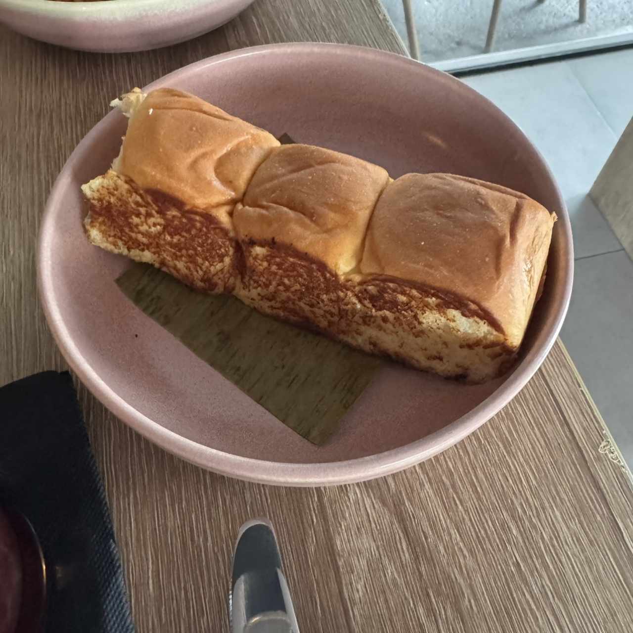 Side Of Dinner Rolls