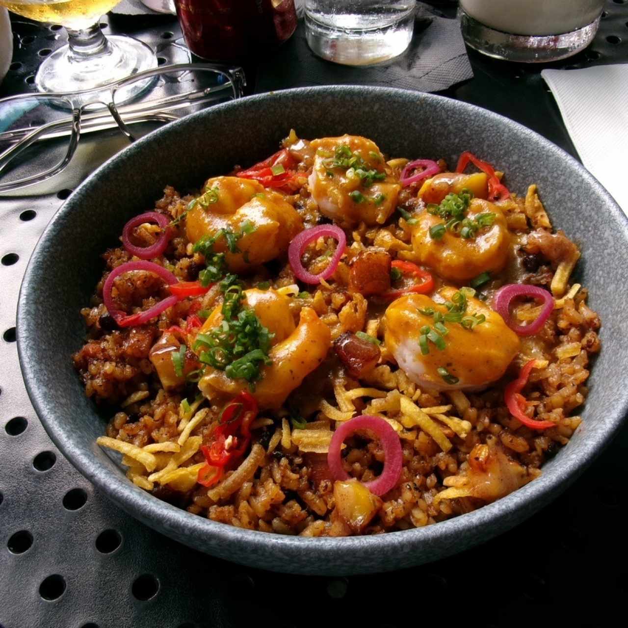 Porciones Grandes - One Pot Colonense