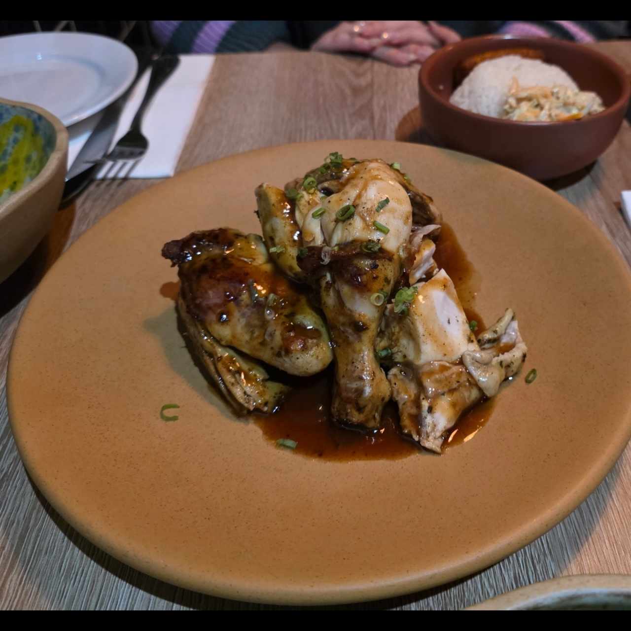 Jerk Chicken Platter+Acompañamiento