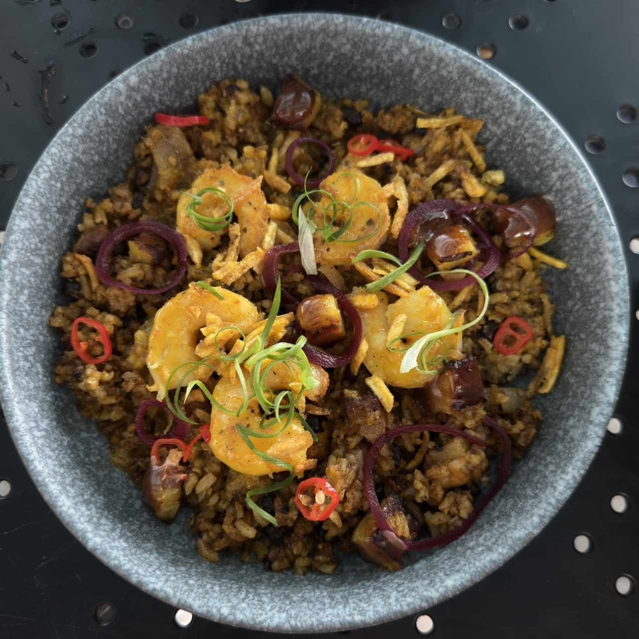 Porciones Grandes - One Pot Colonense