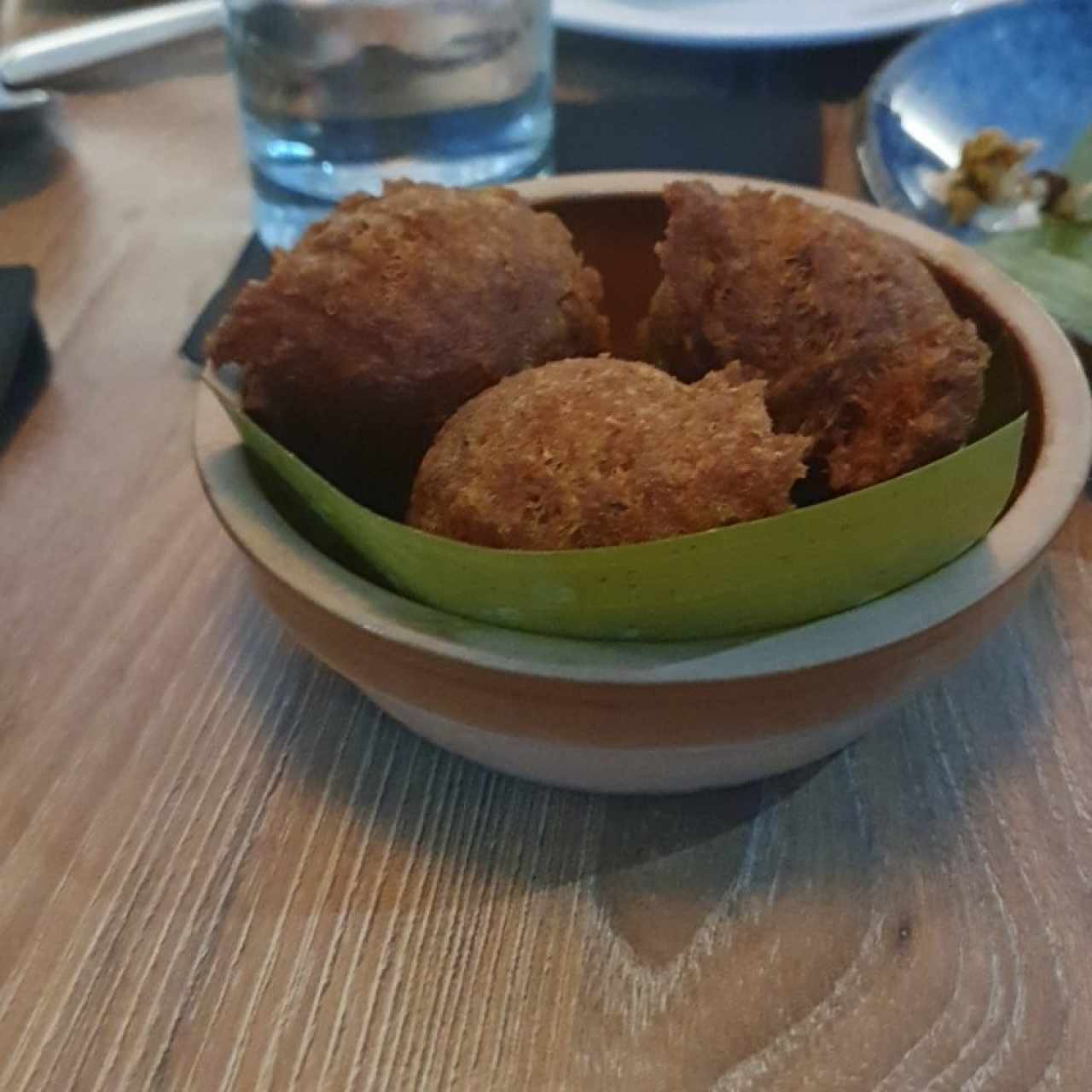 Porciones Pequeñas - Torrejitas de Bacalao