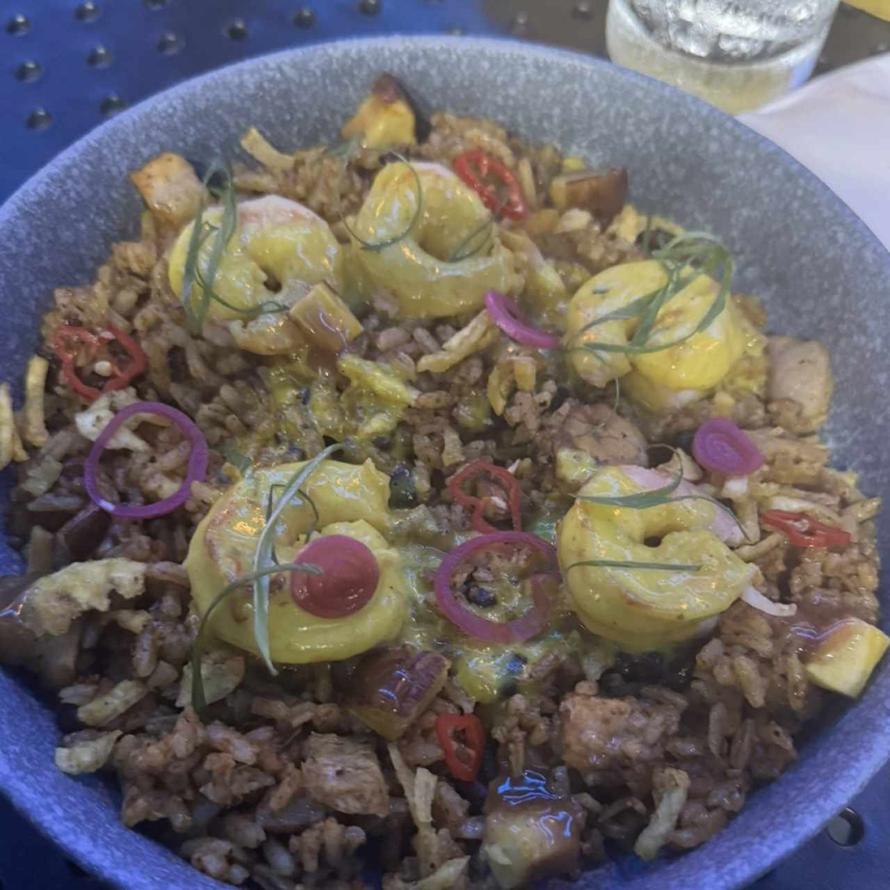 Porciones Grandes - One Pot Colonense