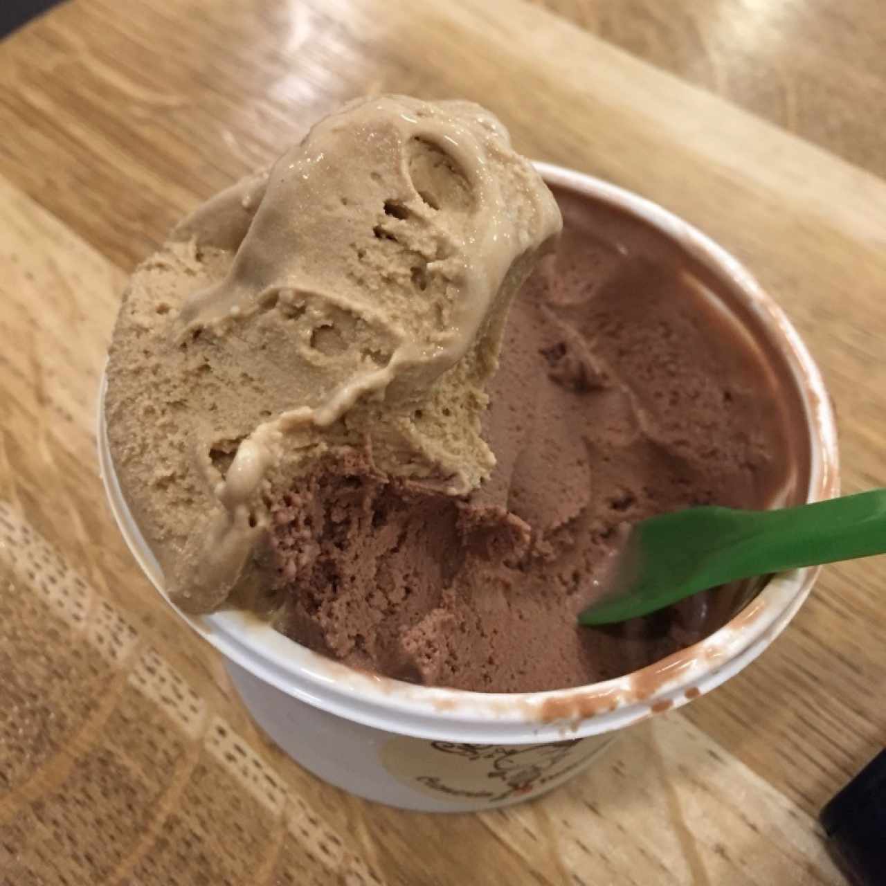 Helado de dulce de leche con nutella 