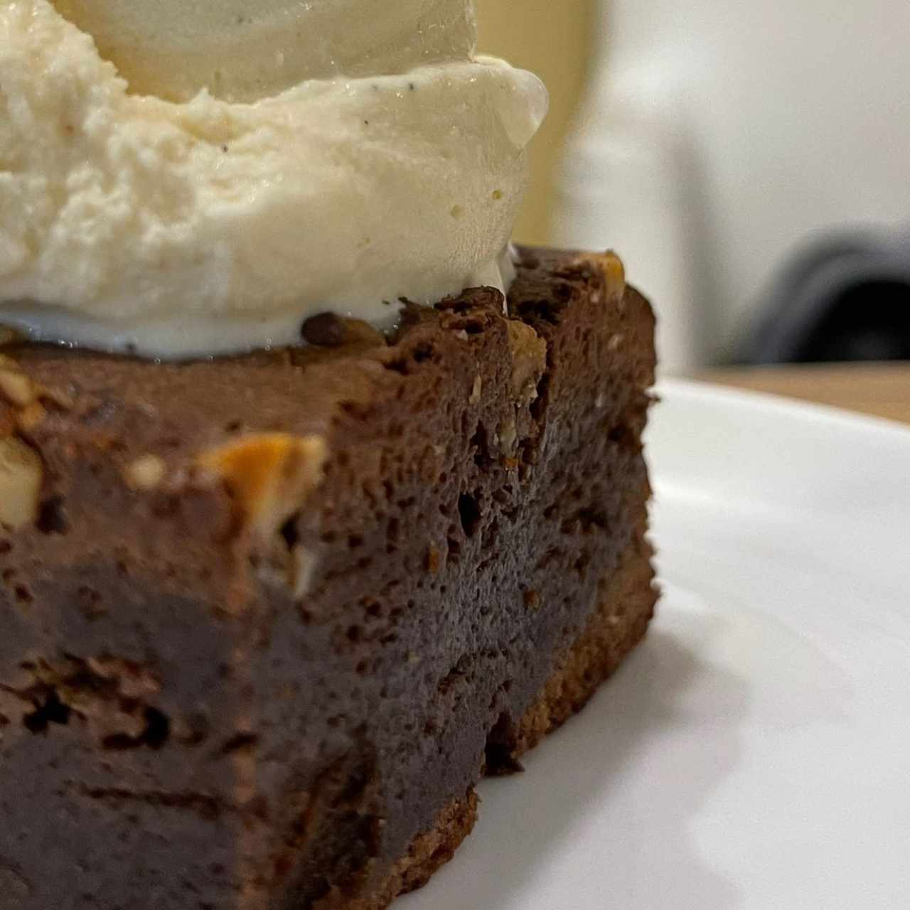 brownie con helado