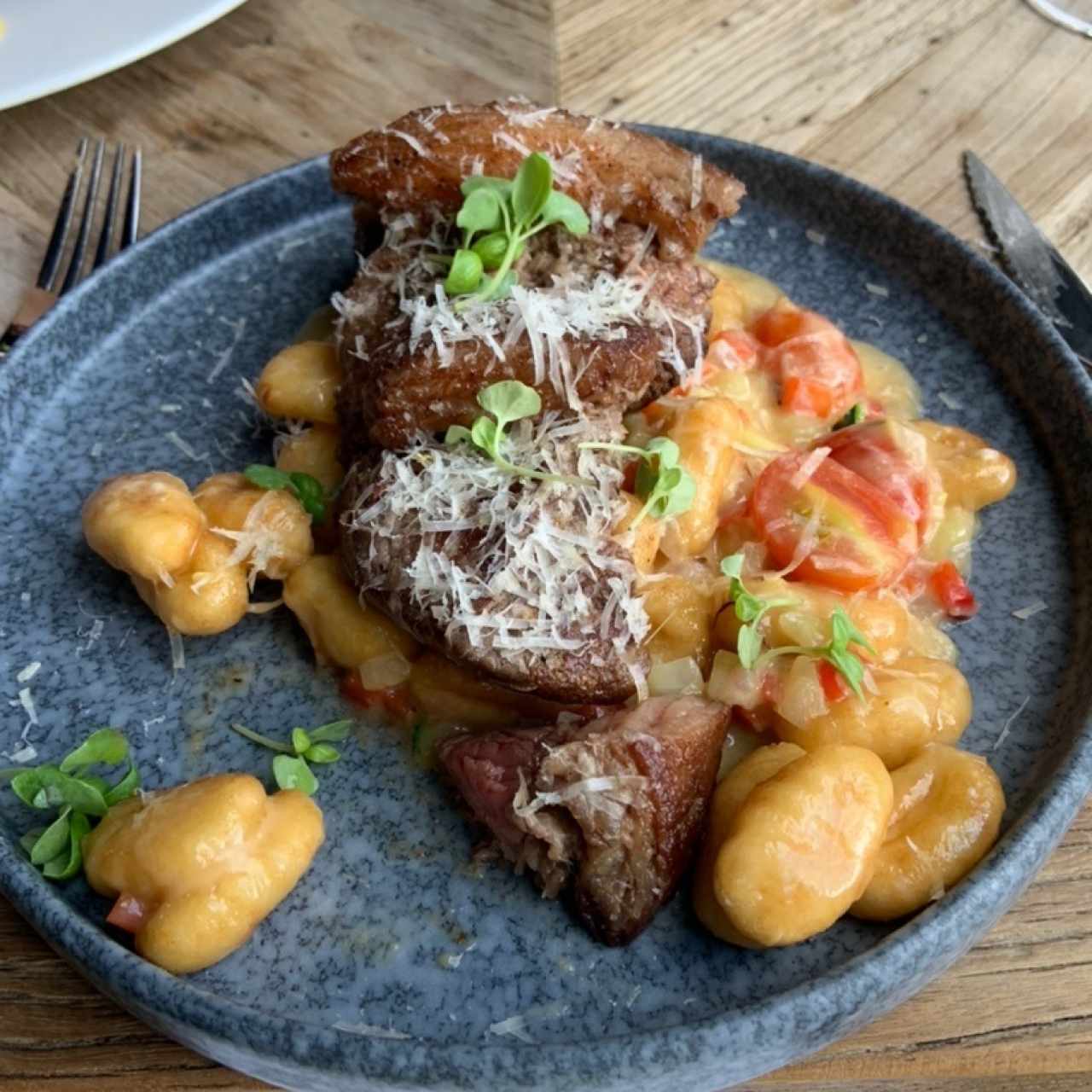 En Armonía - Picanha con Gnocchi