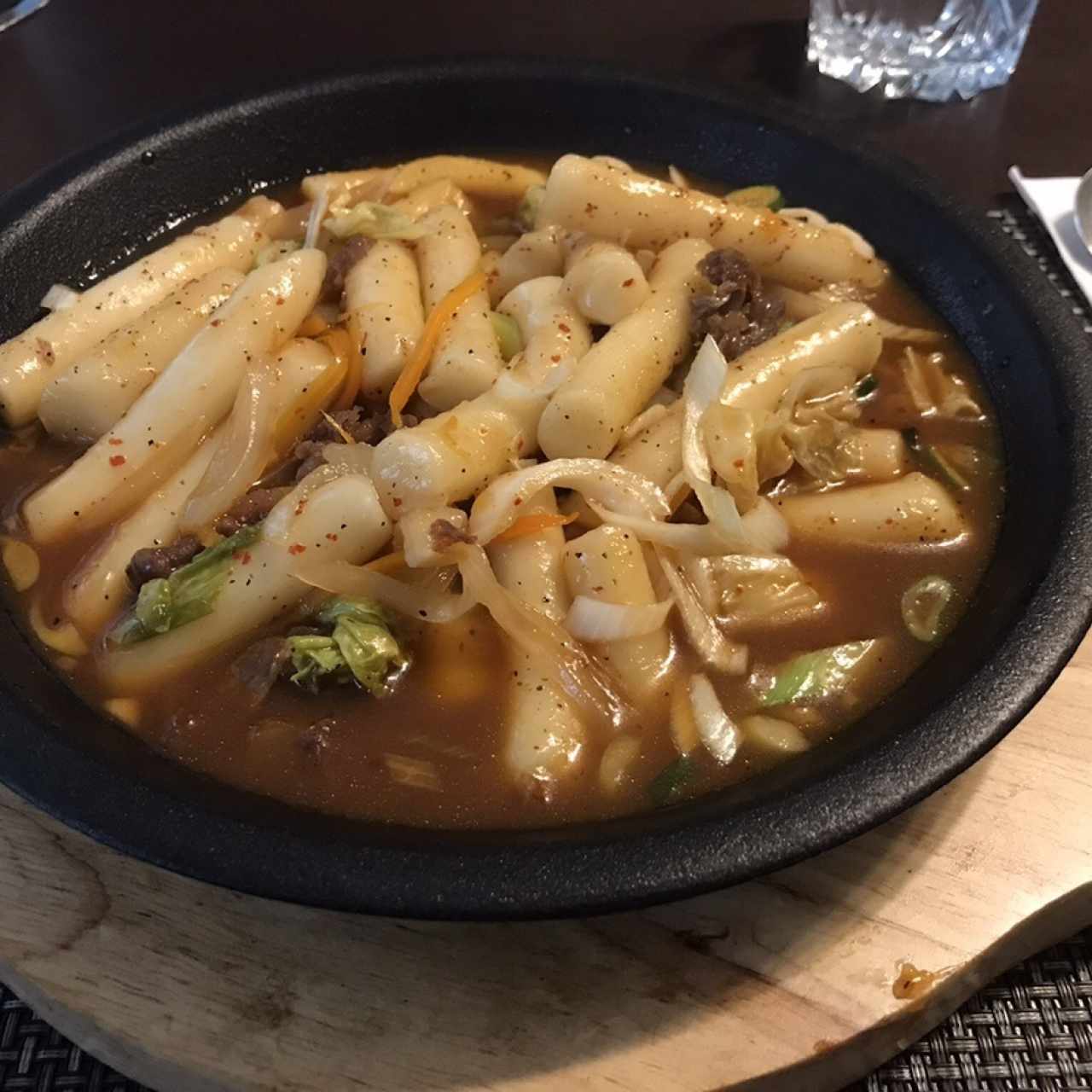 Tteokbokki con carne
