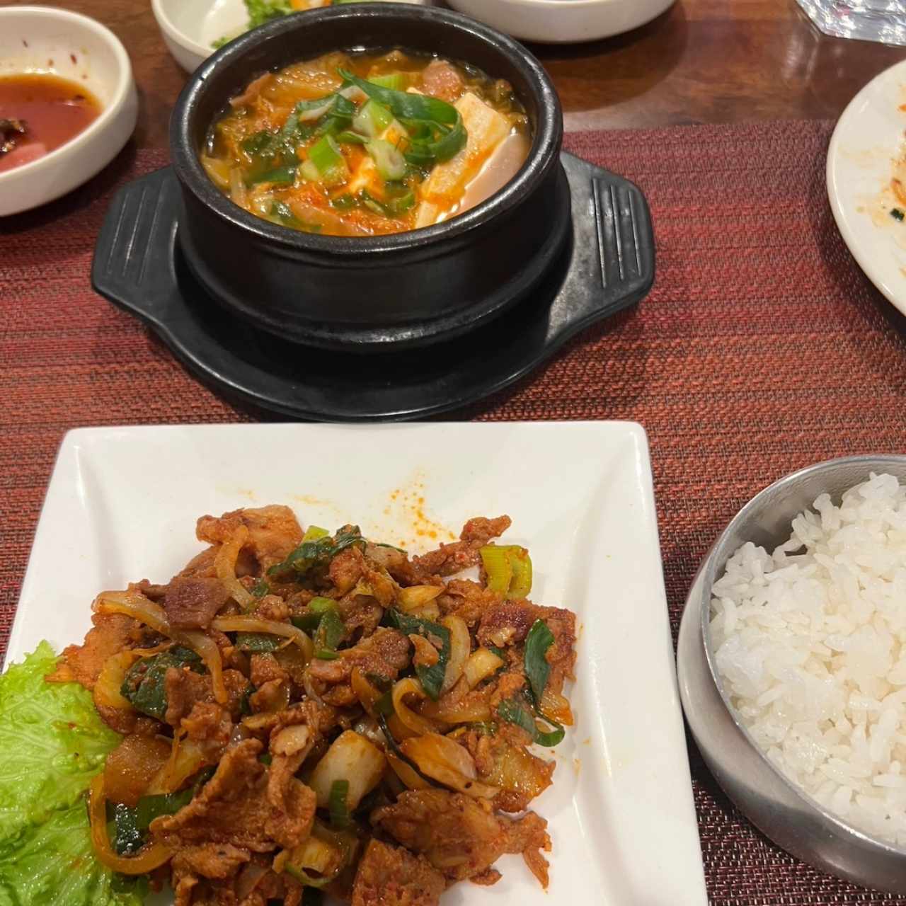 Kimchi Jjigae & Jejuk Bokkeum