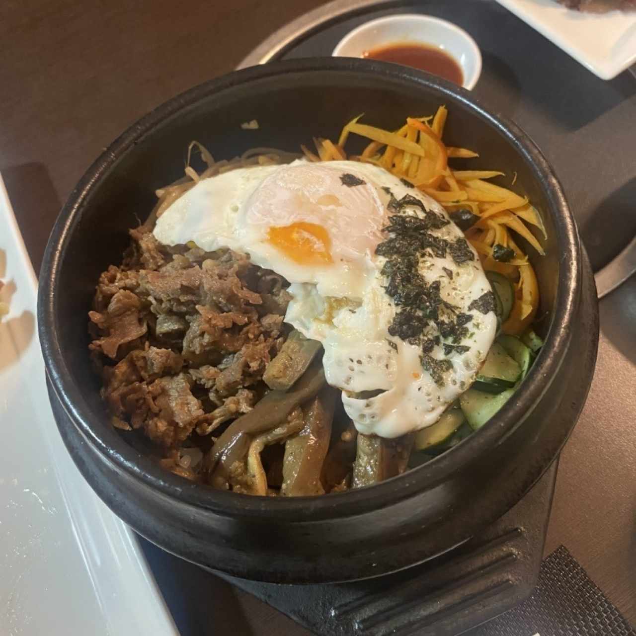 Platos Fuertes - Bibimpap Con Bulgogi