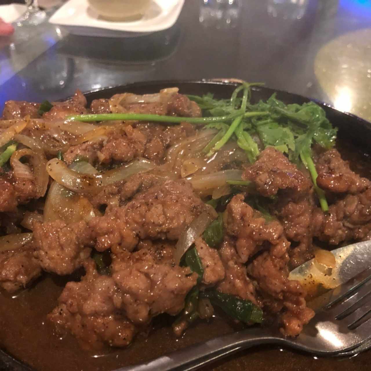 Carne salteada con pimienta negra