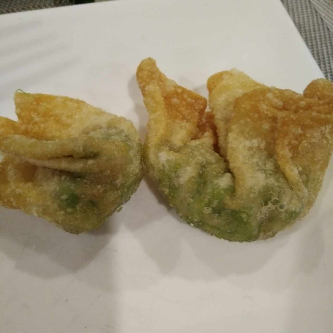 Wanton de vegetales fritos