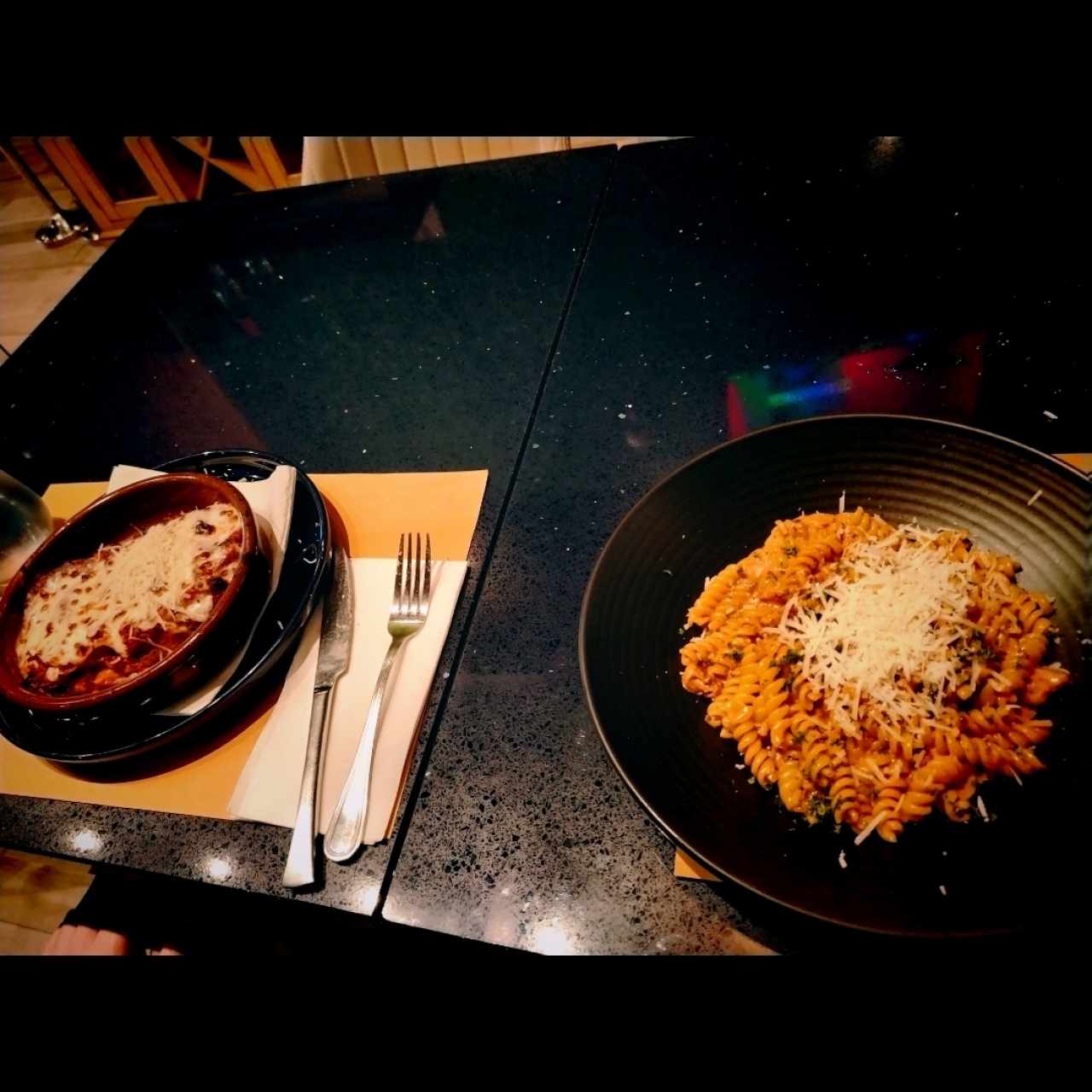 Lasaña y pasta de salmón 