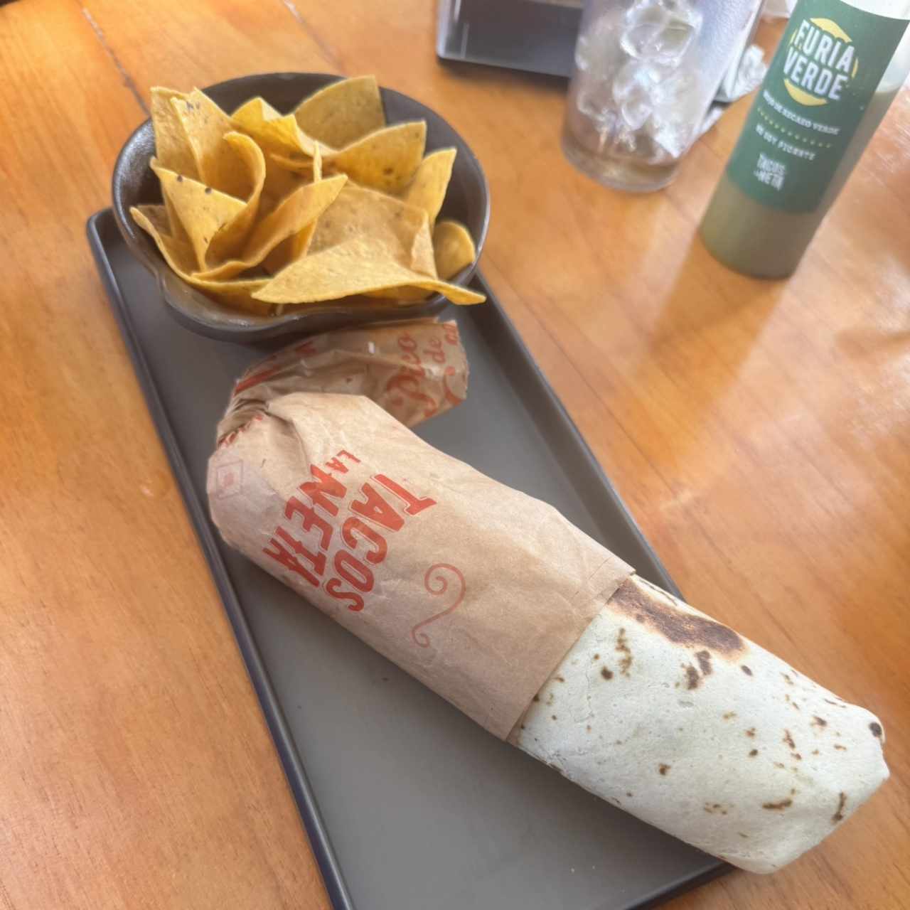 BURRITOS - Burrito de Birria