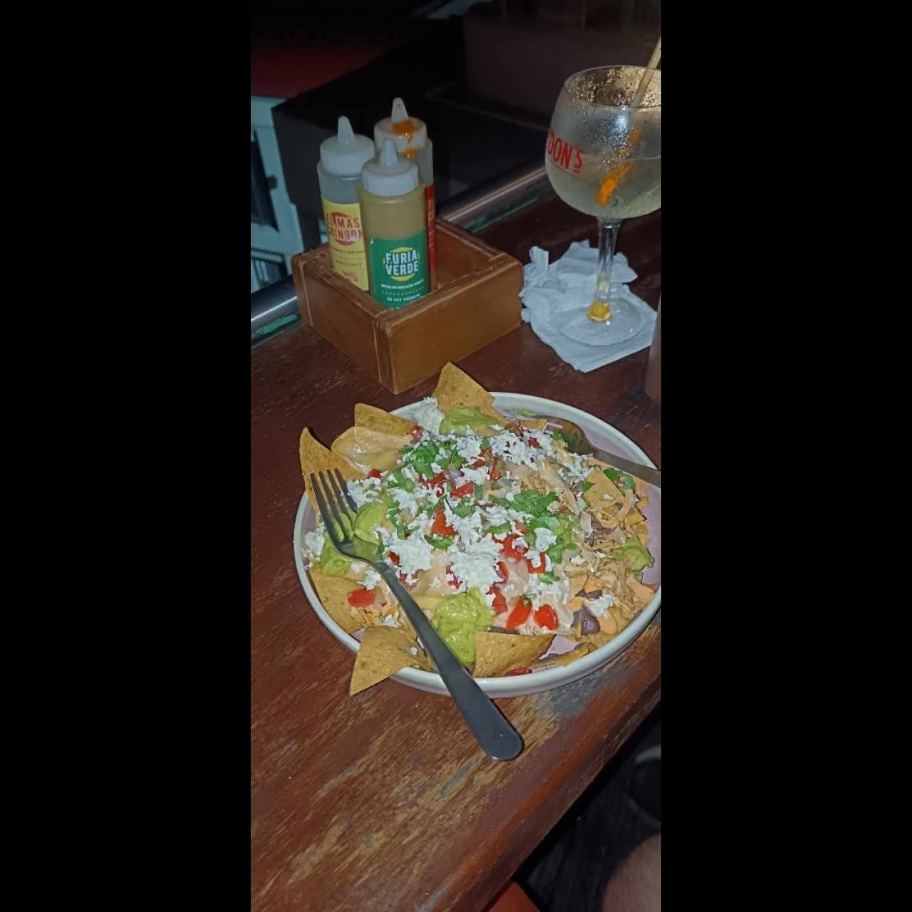 ENTRADAS - Nachos de Pollo