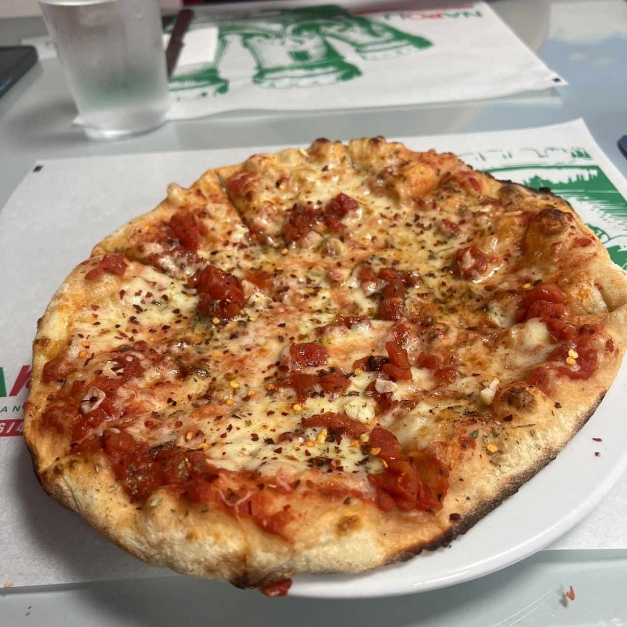 Pizza marinara con queso