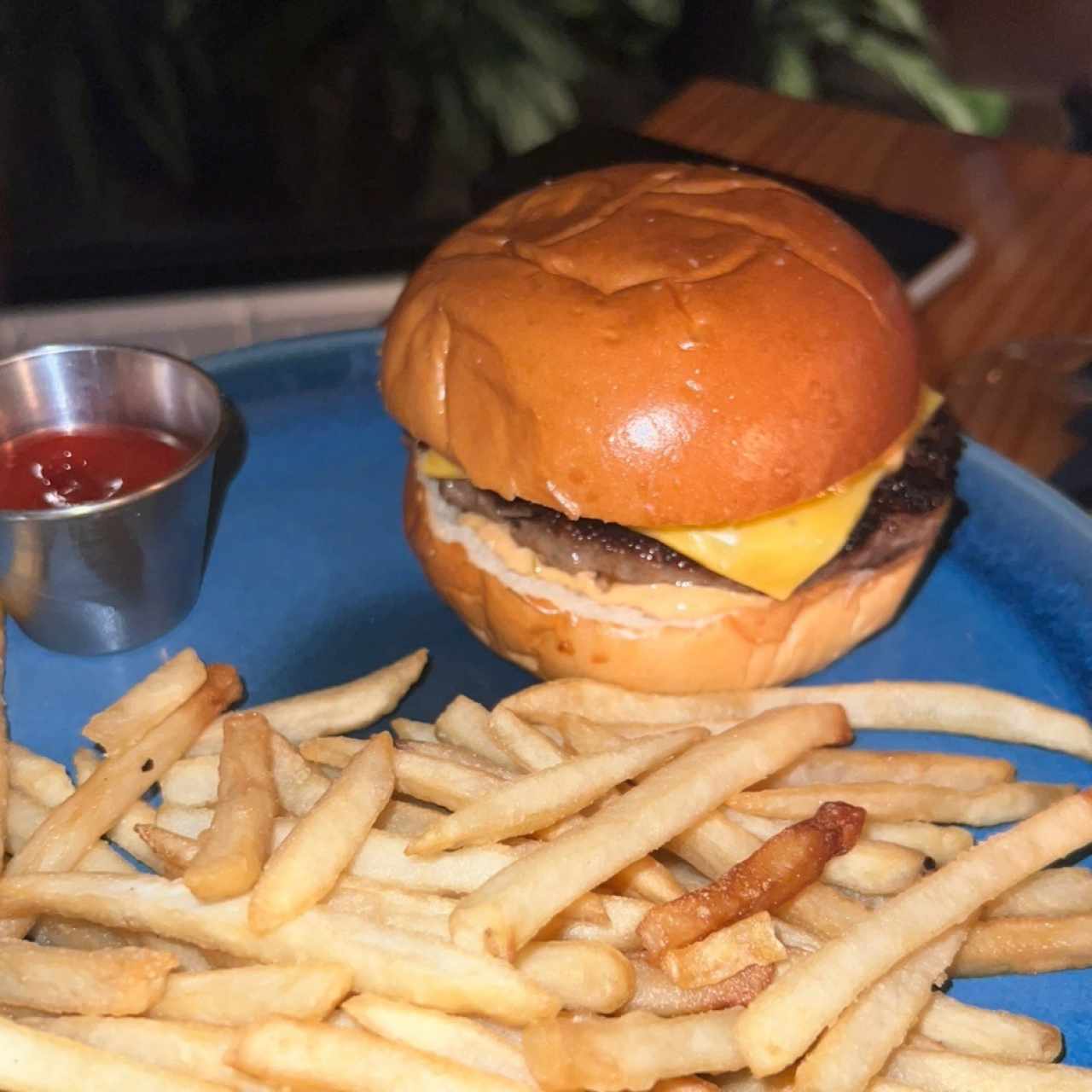 The Good Old Bacon Cheeseburger