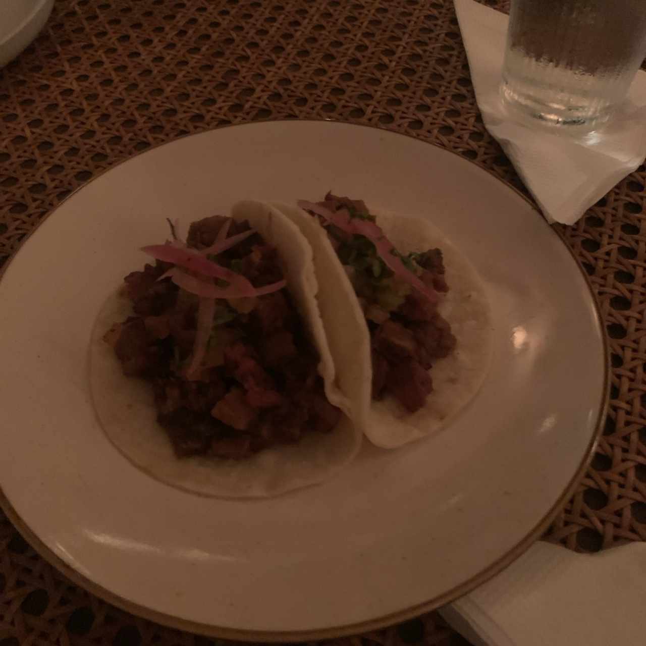 Taquitos de brisket