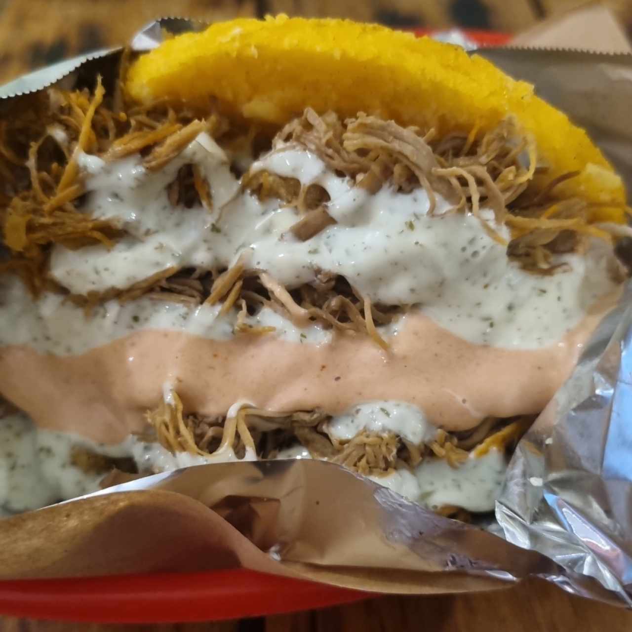 arepa con todo