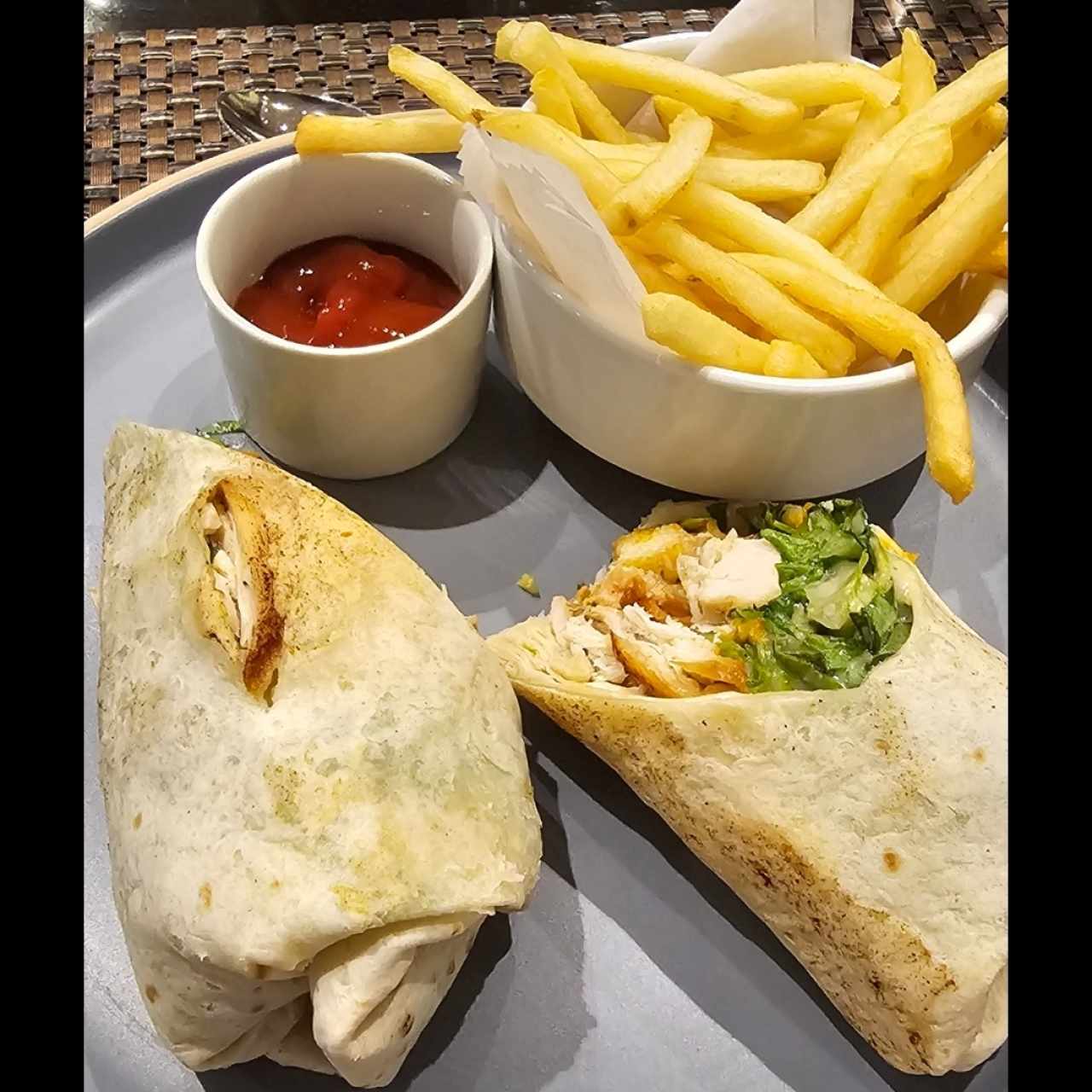 CESAR WRAP DE POLLO