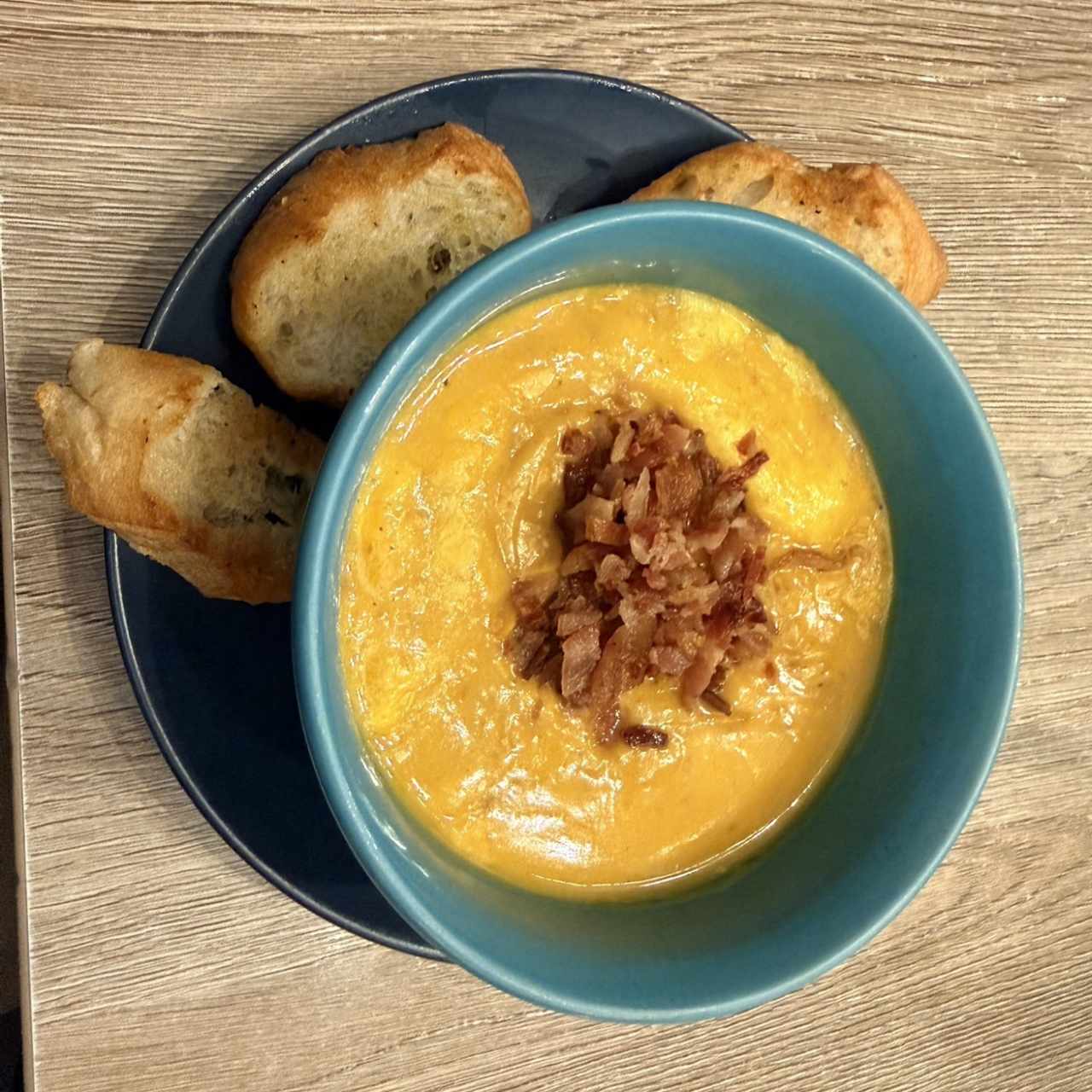 Crema de zapallo con bacon