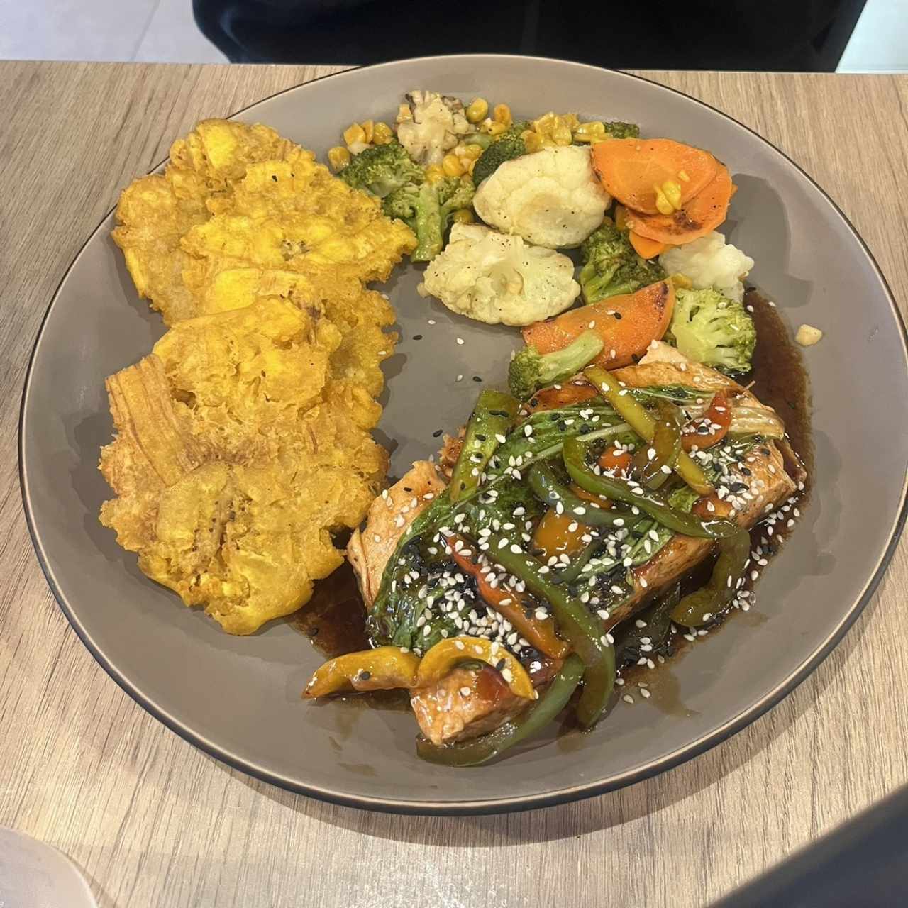 Salmón Oriental