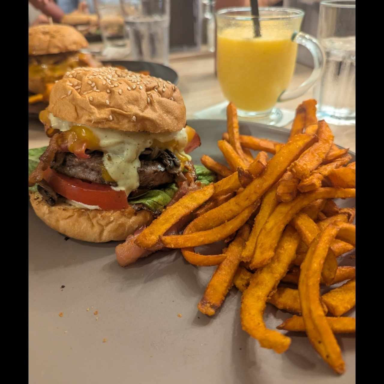 Burgers - La Burger