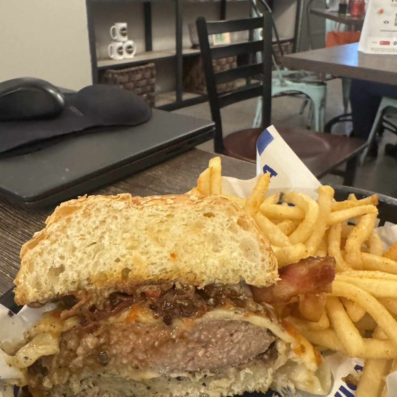 La cachetona 