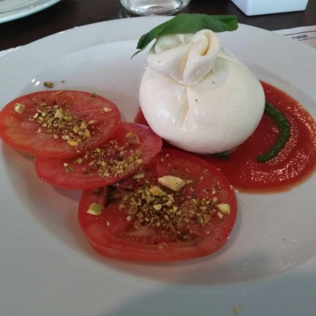 entrada Burrata Pomodoro