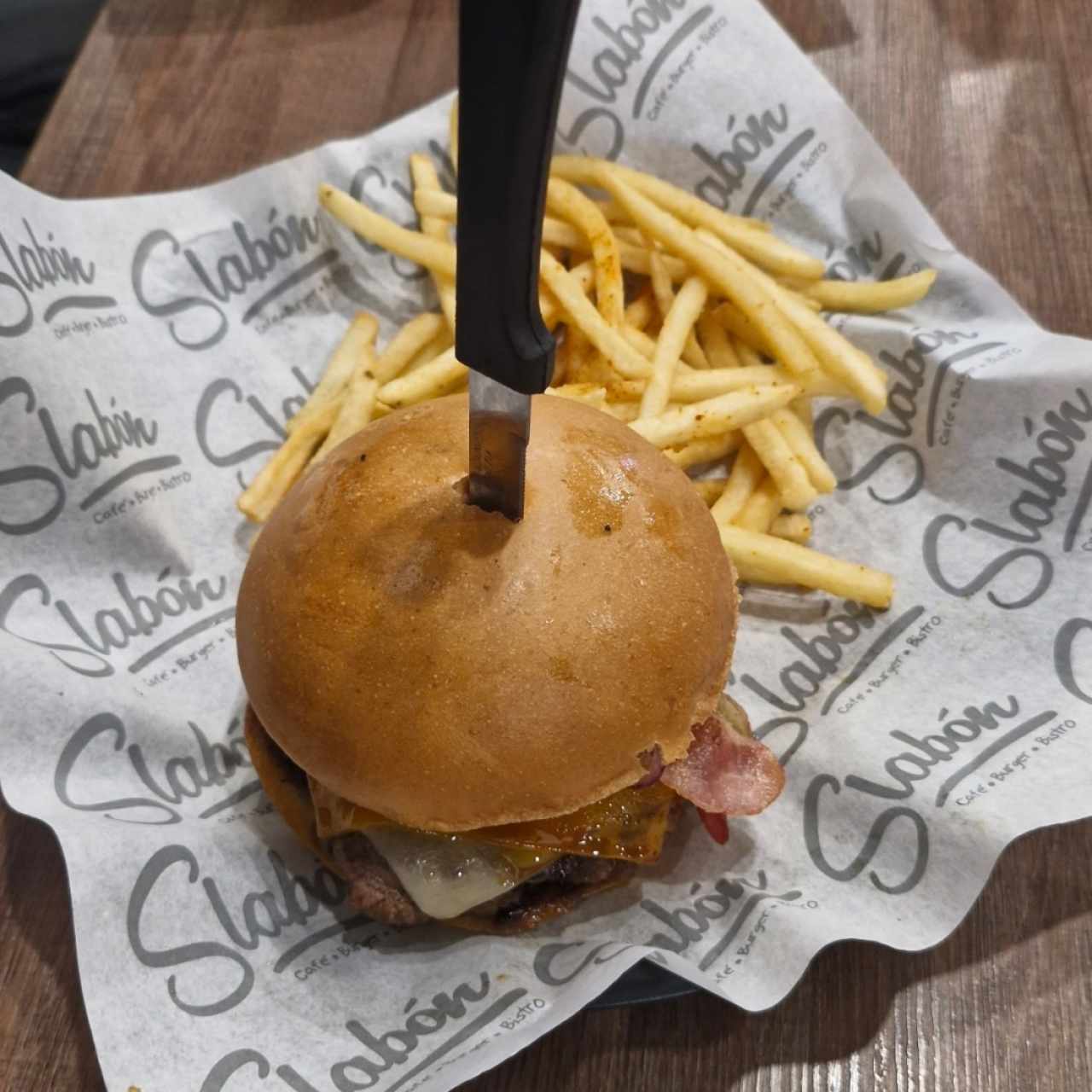 Burger - America Cheese Bacon