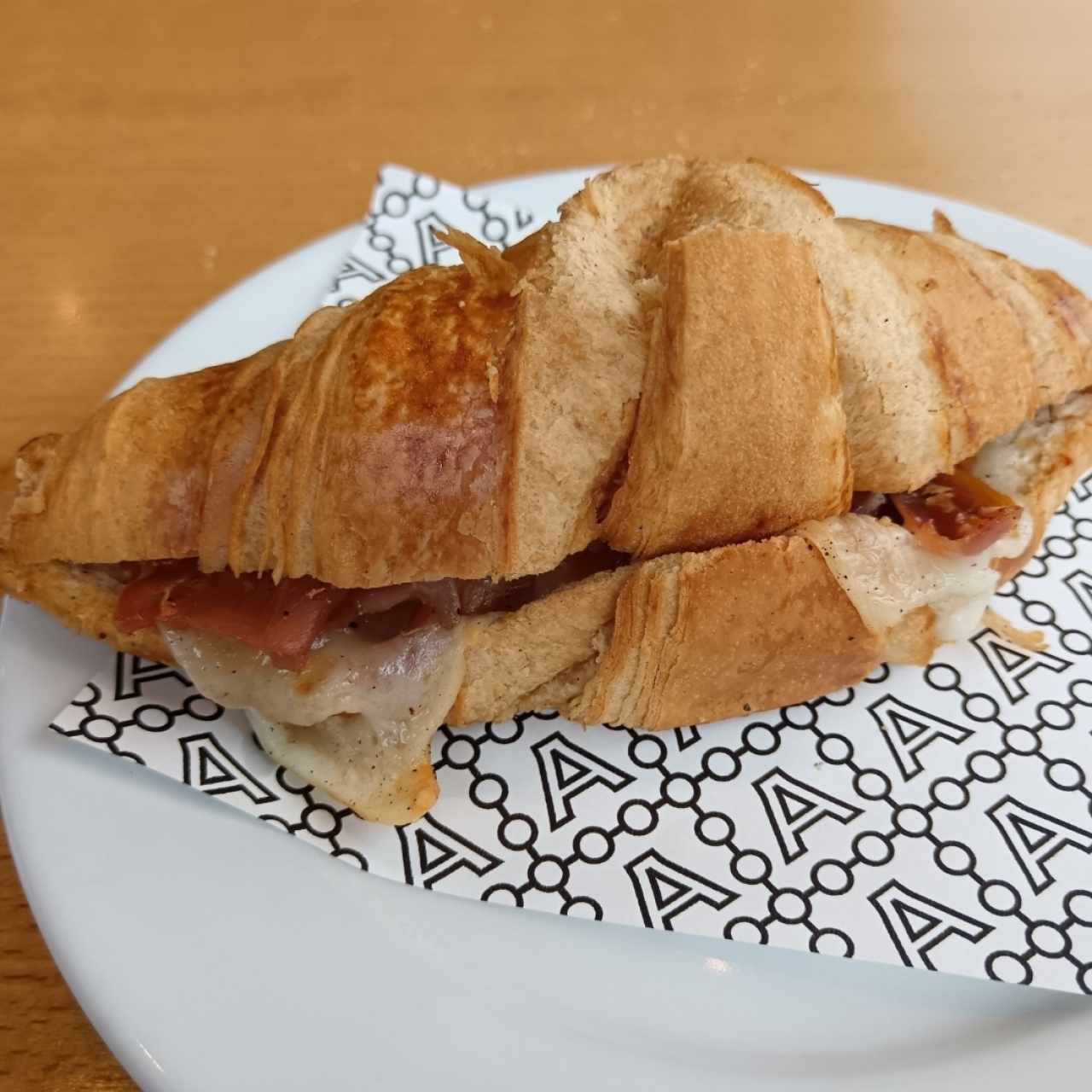 CROISSANTERIE - Croissant Ibérico