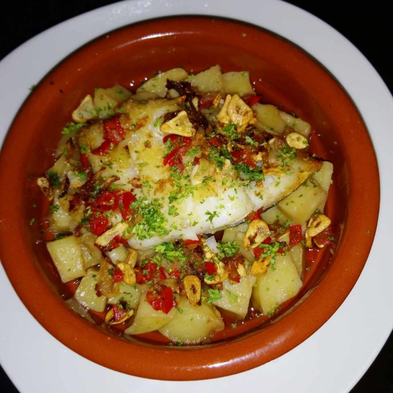 Bacalao al Ajillo acompañado con papas