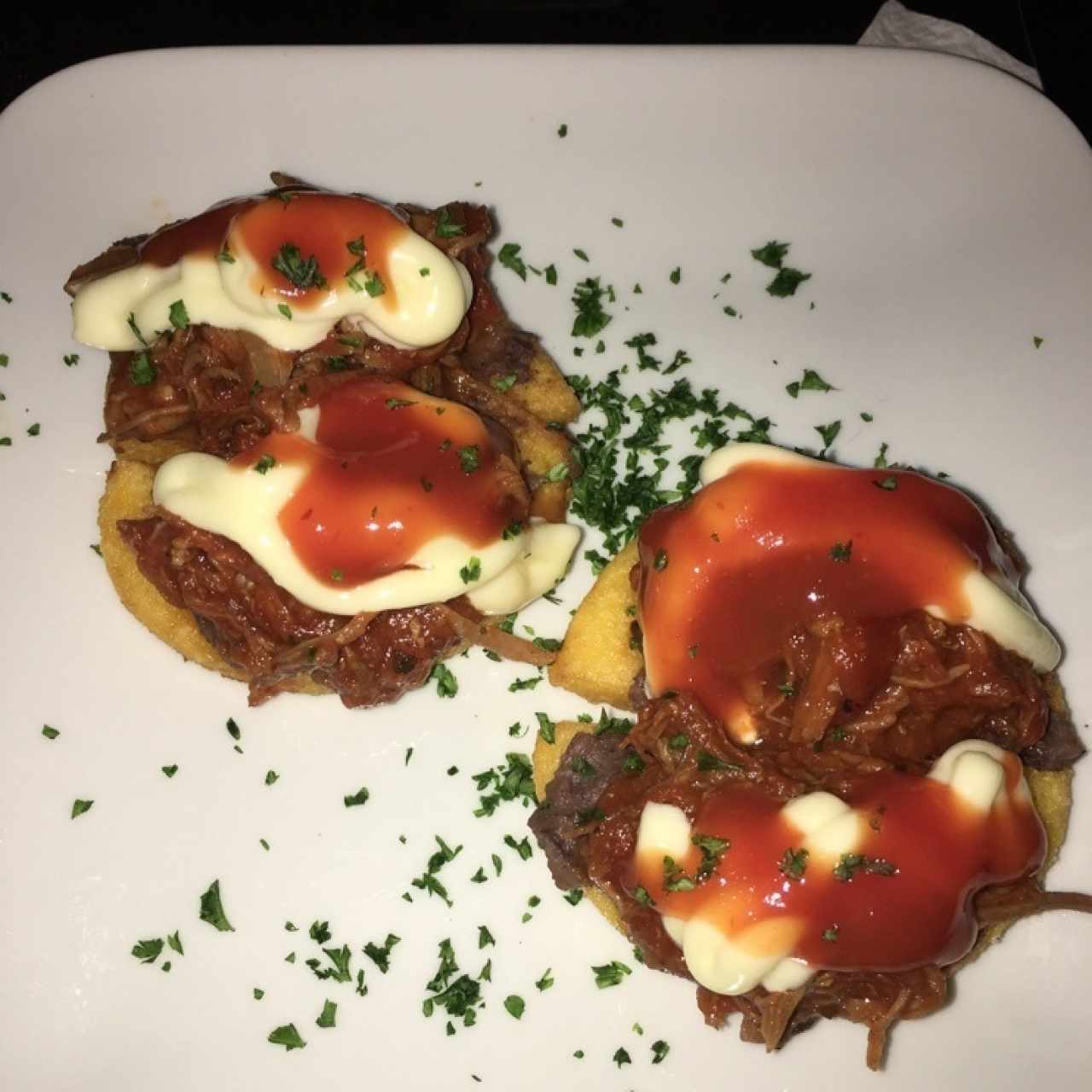 Tortillitas rellenas de ropa vieja