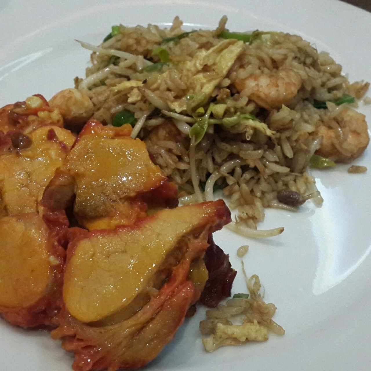 arroz con camarones guerrero xian y cerdo en salsa de piña