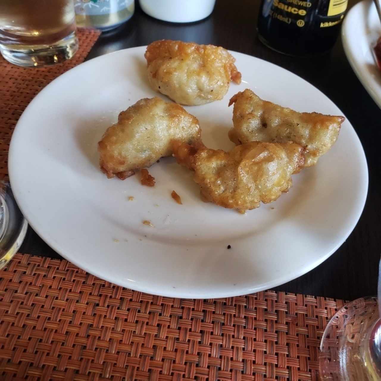 Dumplings de puerco frito 