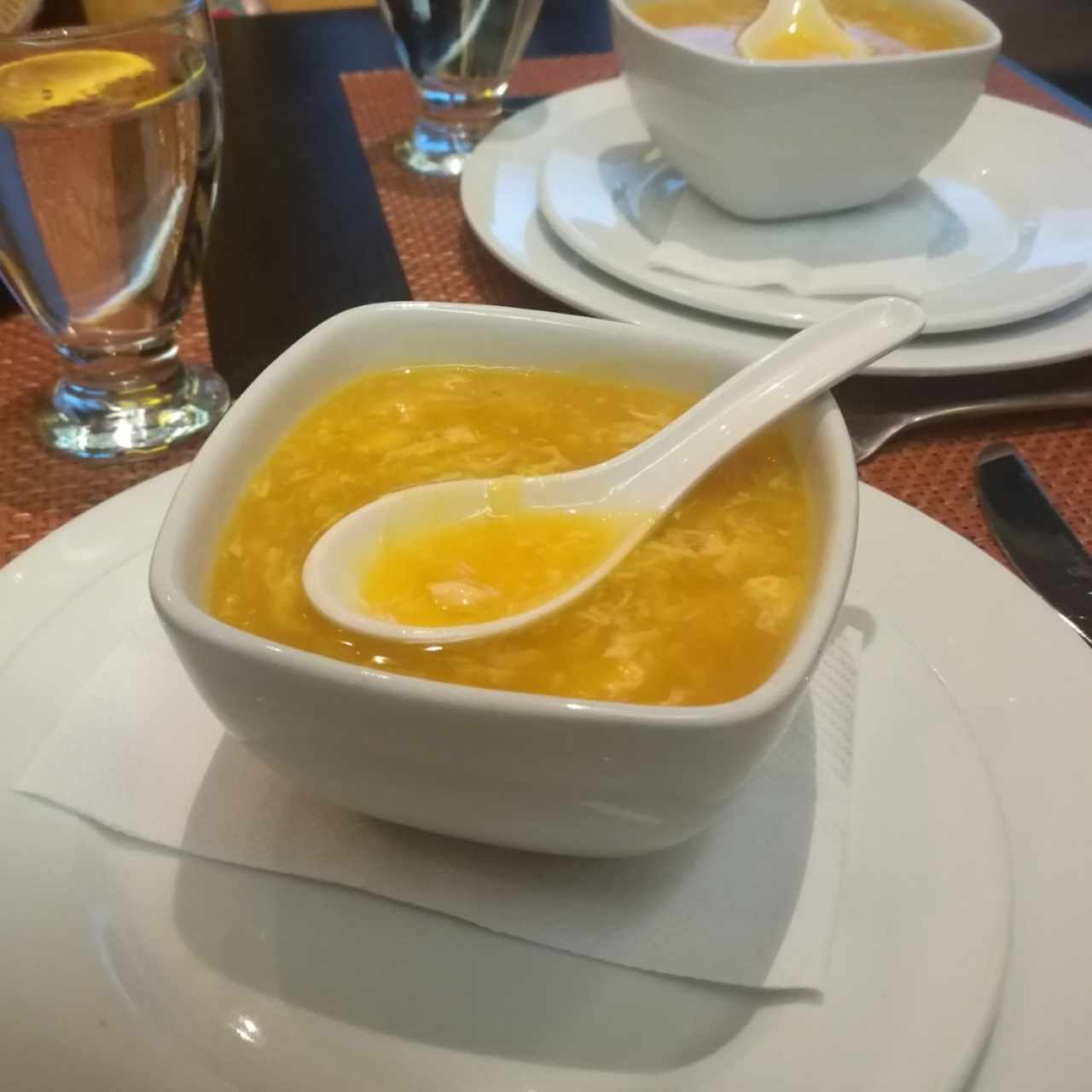sopa de maíz con Pollo