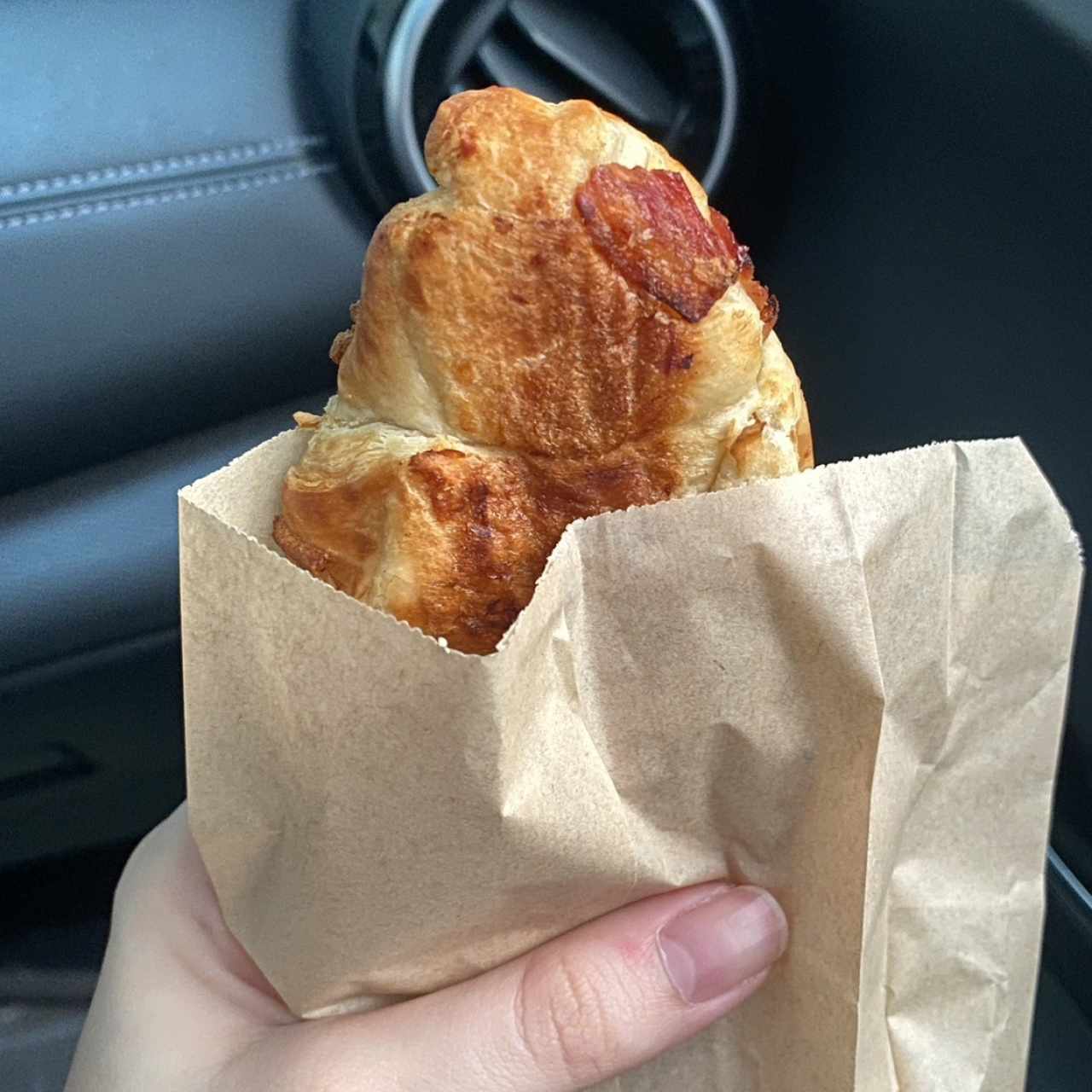 Croissant de jamon y queso 👍