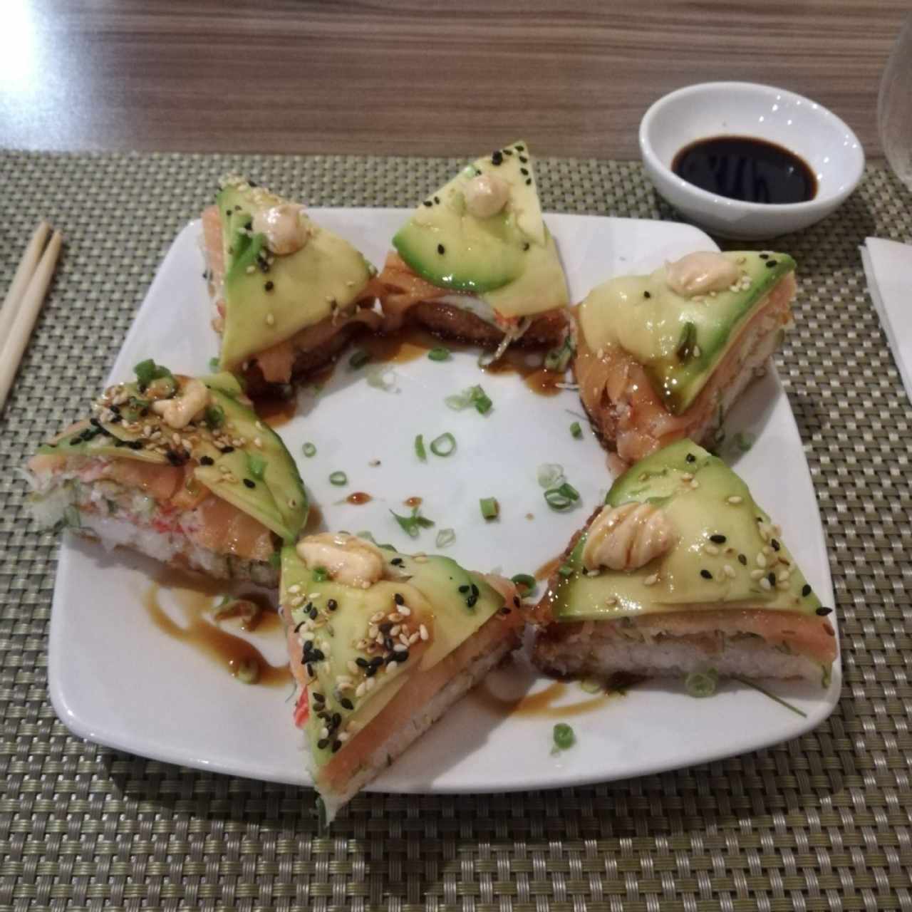 Pizza de Salmon y Aguacate