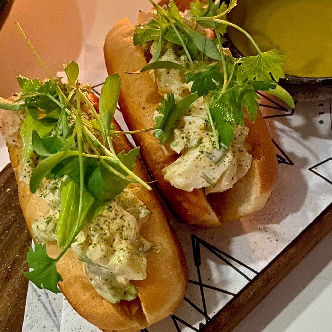 Lobster Roll (sandwich)