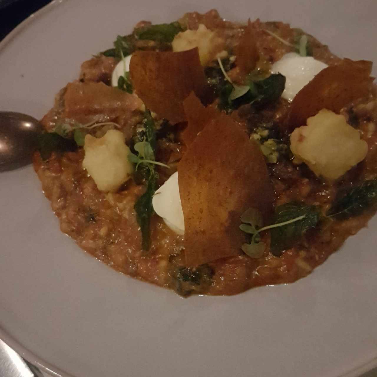Risotto de tomate y queso de cabra