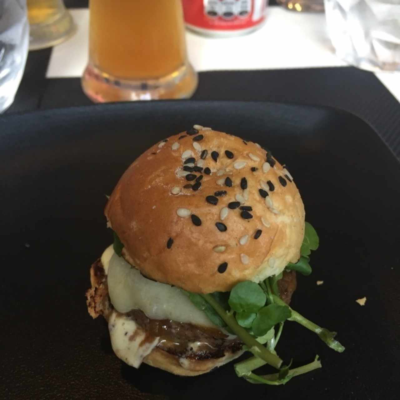mini hamburguesas de angus sliders