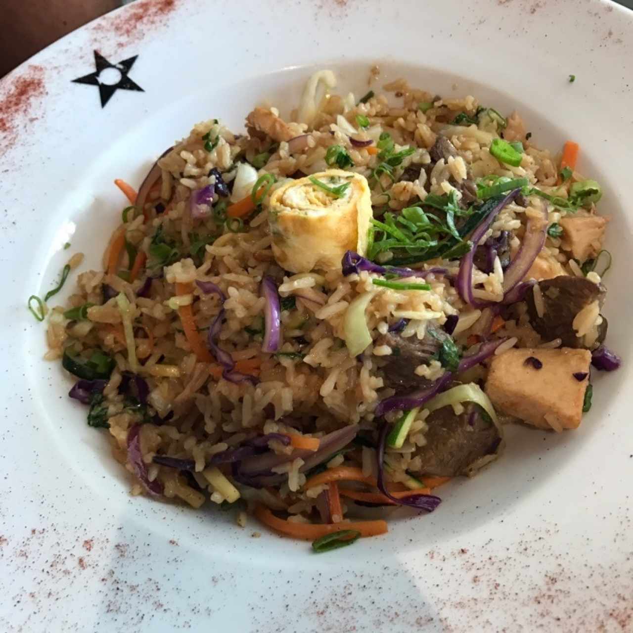 Imprescindibles arroces - Nasi goreng mixto