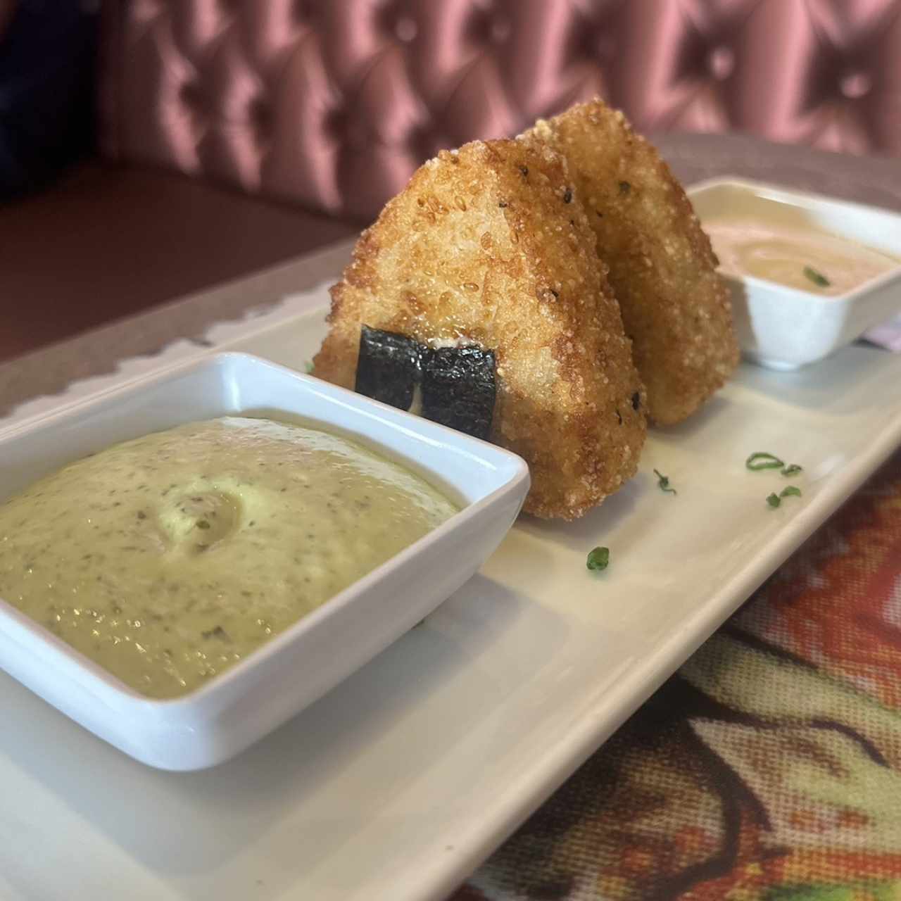 Onigiri de Salmón (2 unidades)