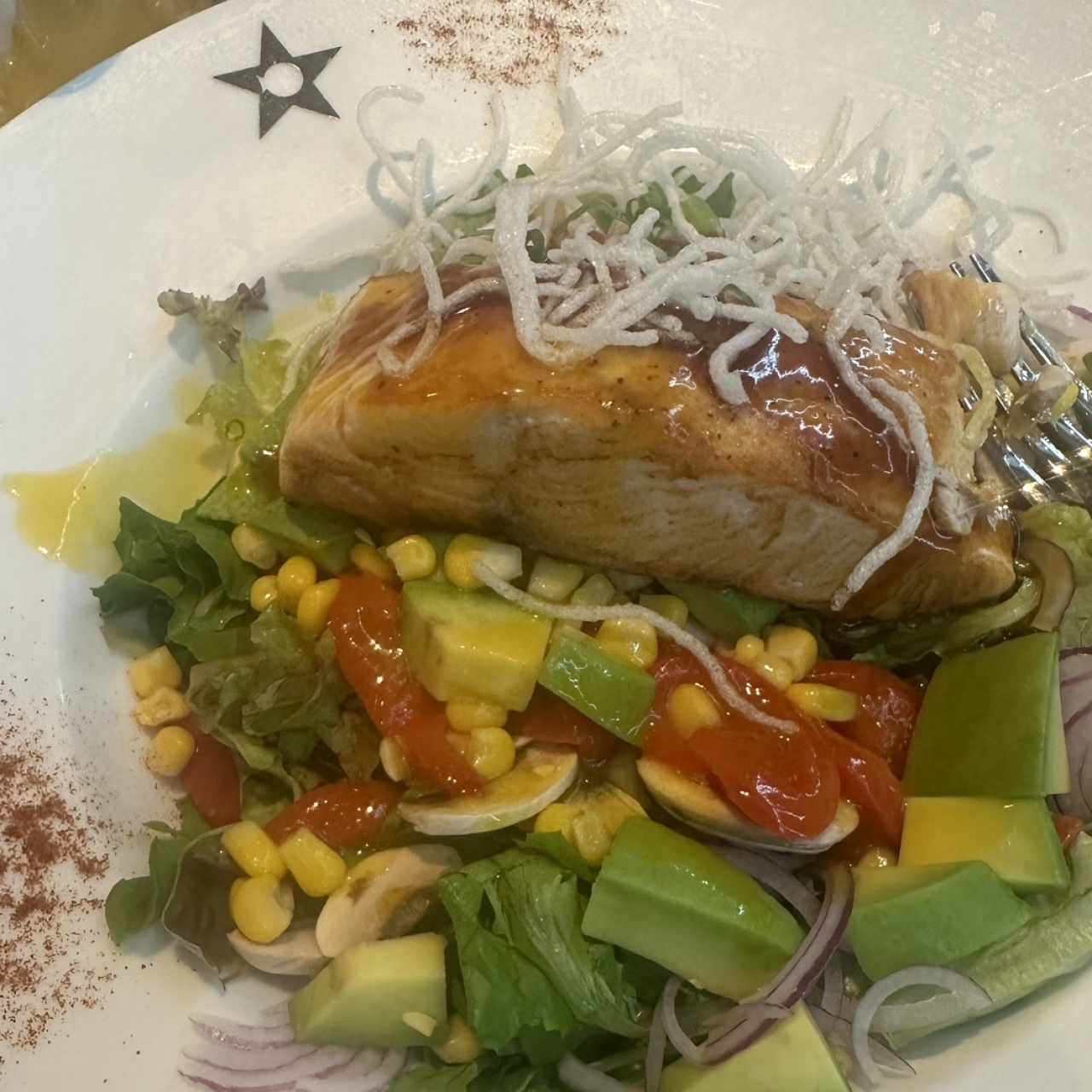 Ensalada Daidai de Salmón