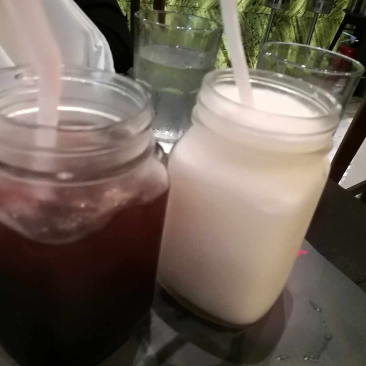 chicha morada y limonada de coco